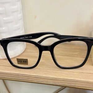 Black Reading Glasses +2.00